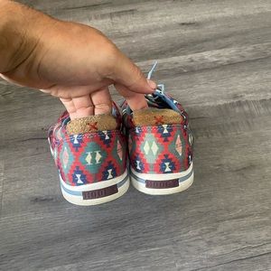 Hooey Aztec shoes